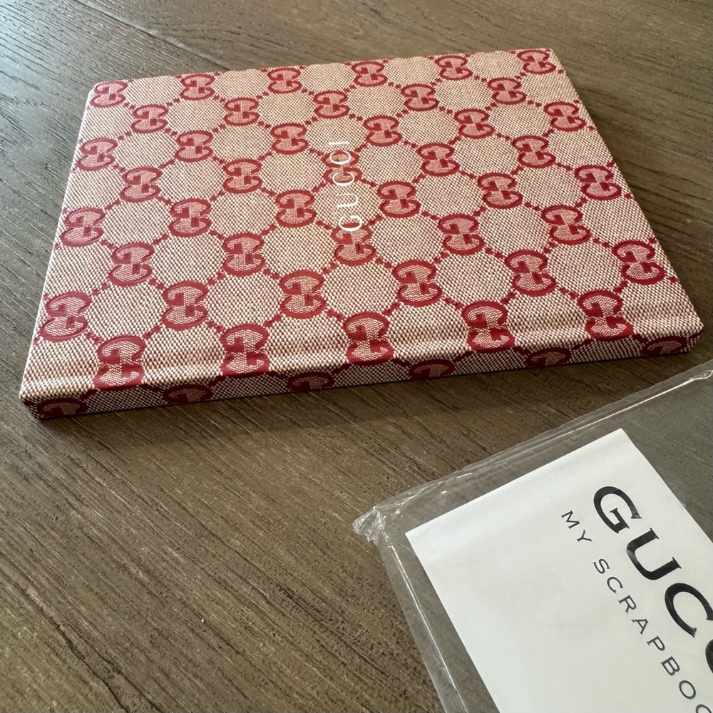 NIP GUCCI "My Scrapbook" Limited Edition Notebook BAILA 2018 Japan Exclusive - Picture 6 of 16